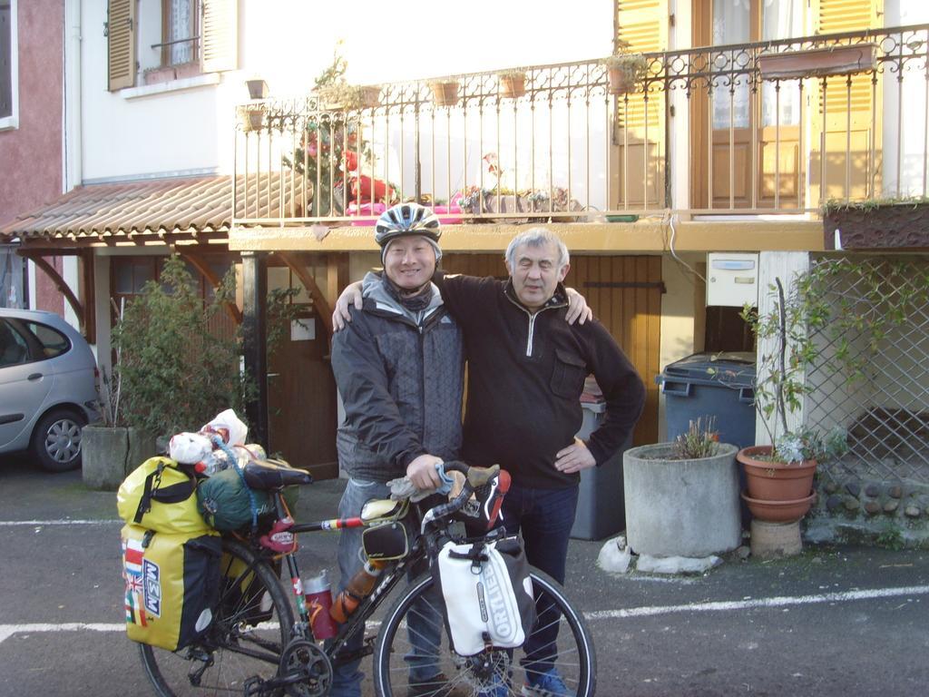 Le Bravard Jumeaux Exterior foto